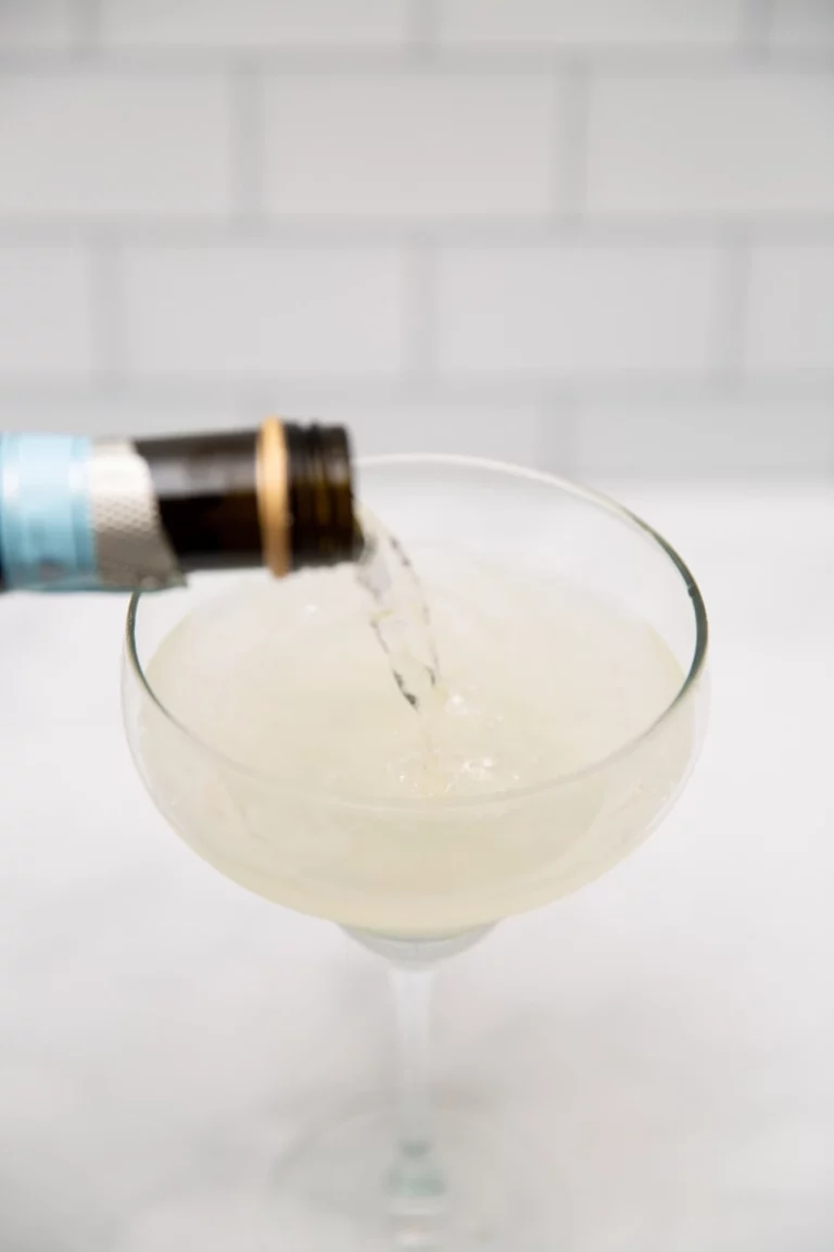 sparkling prosecco limeade